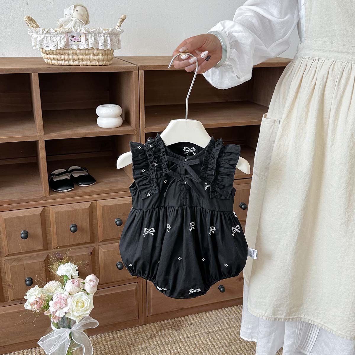 Baby Girl Black Bow Print Romp - огляд і ціна Baby Clothing Online